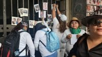 Madres de desaparecidos crean 'Pasillo de la Verdad' en Cuernavaca