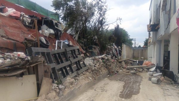 Gobierno de Toluca apoya a familias tras explosión en Capultitlán